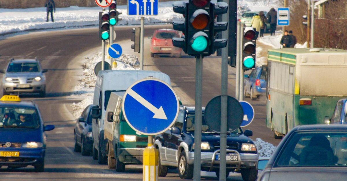 Najwięcej wypadków zimą na rondach. Gdzie w Wilnie najtrudniej?