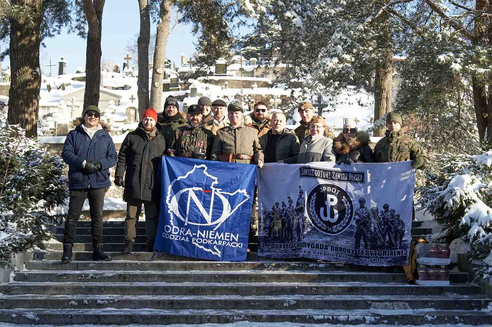 Stowarzyszenie Odra-Niemen na Cmentarzu Rossa.
