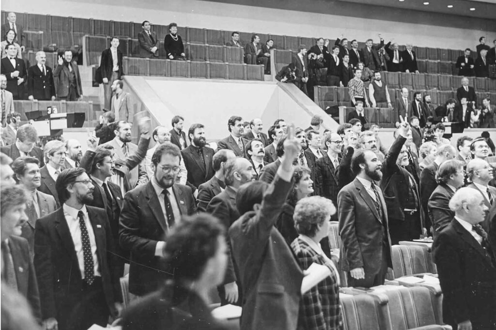 Uchwalenie Aktu Niepodległości było w 1990 r. aktem odwagi.