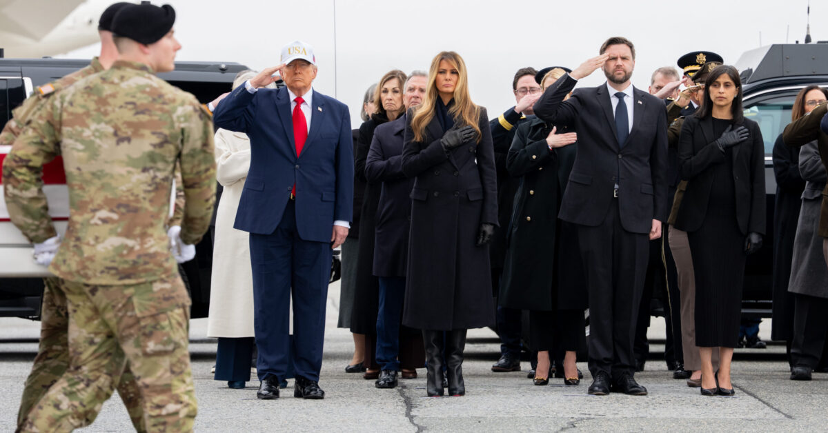 Ajatollahowie walczą o życie. Płonie Zatoka, świat boi się paliwowego kryzysu