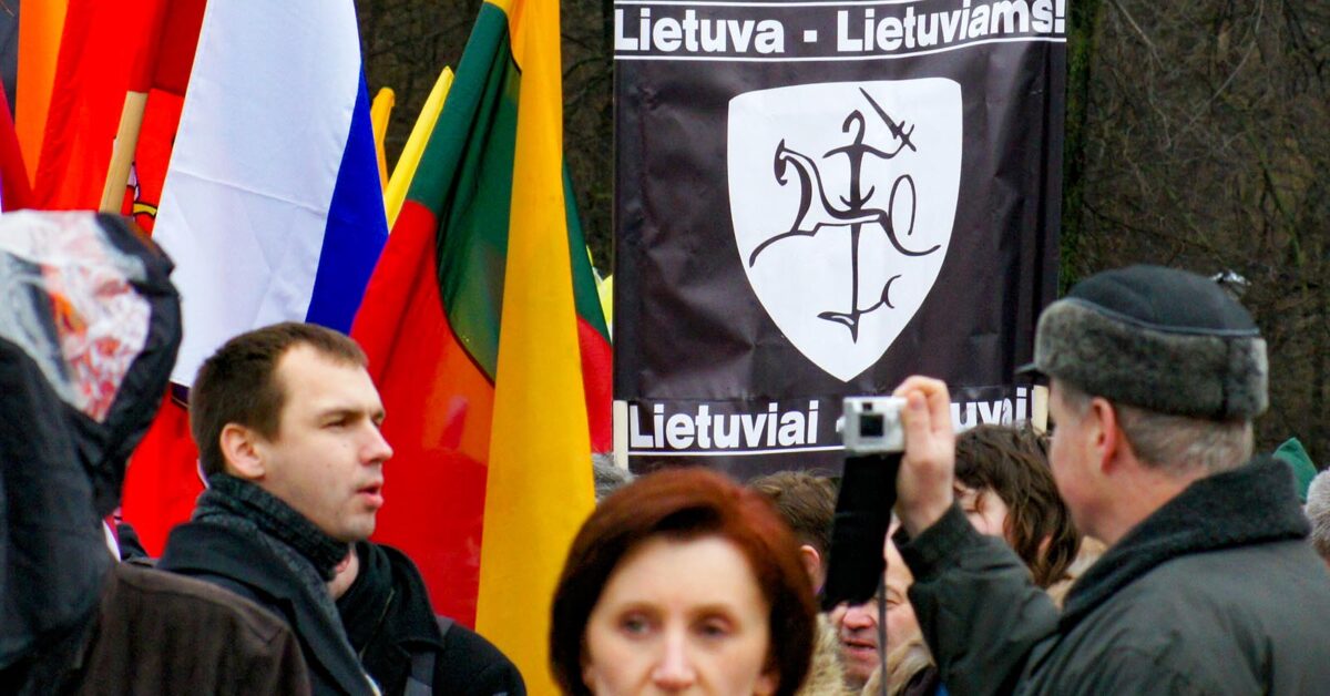 Politolog: nastroje nacjonalistyczne i izolacjonistyczne nabierają u nas na sile