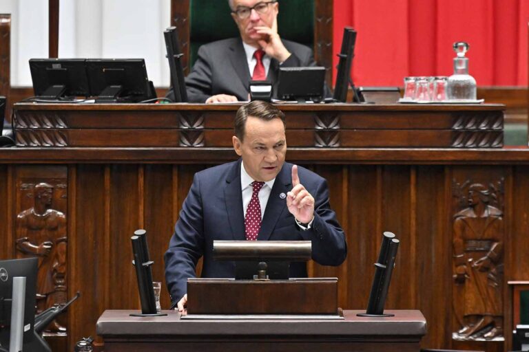 Exposé szefa MSZ RP: „Cytuję Giedroycia: musimy utrzymać niepodległość Ukrainy, Litwy”