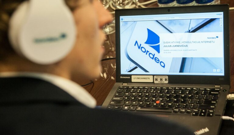 Bank Nordea na komputerze.