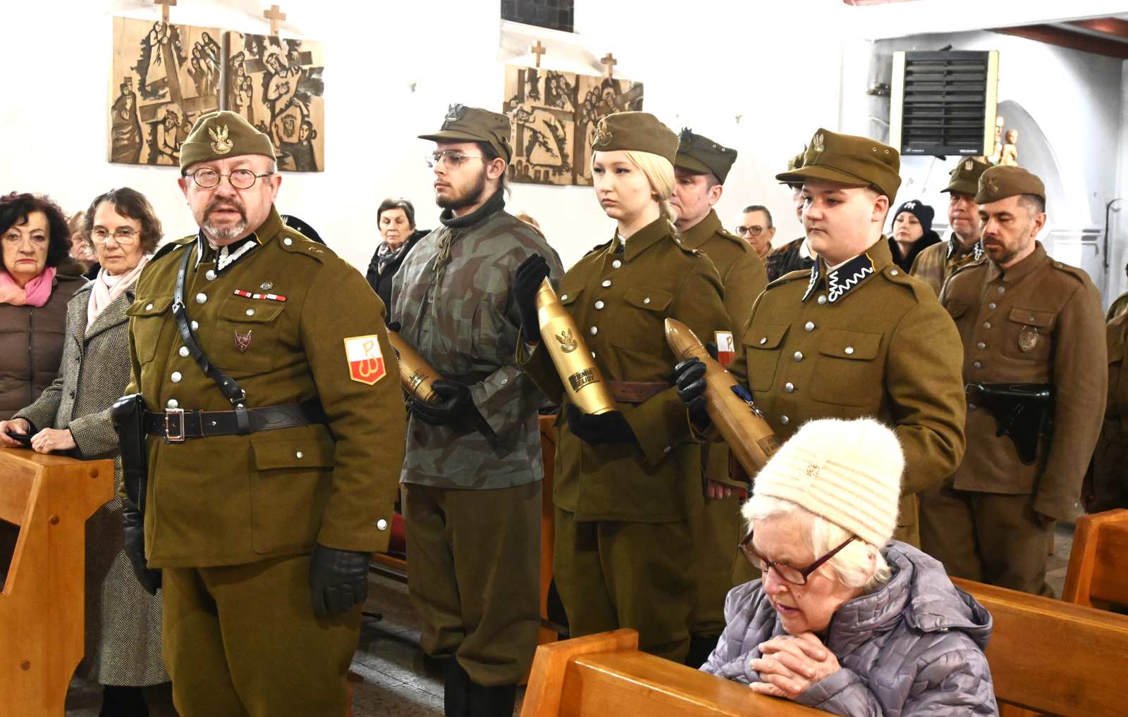 wyd-Kresowe-2026-03-24-1b -PORTAL Grupa rekonstrukcyjna z Kielc z łuskami ziemi kresowej.