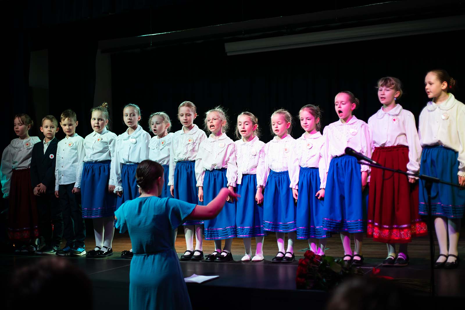 Chór z Gimnazjum w Niemieżu.