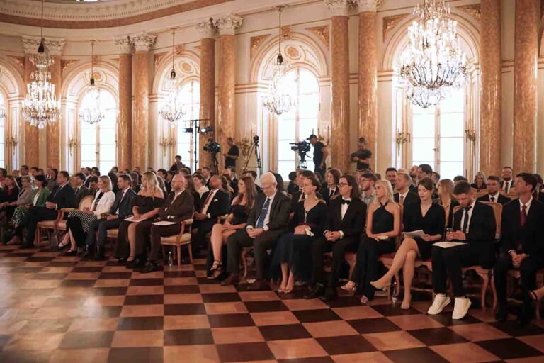 1. edycja programu stypendialnego „Poland. Bussines Adventure”.