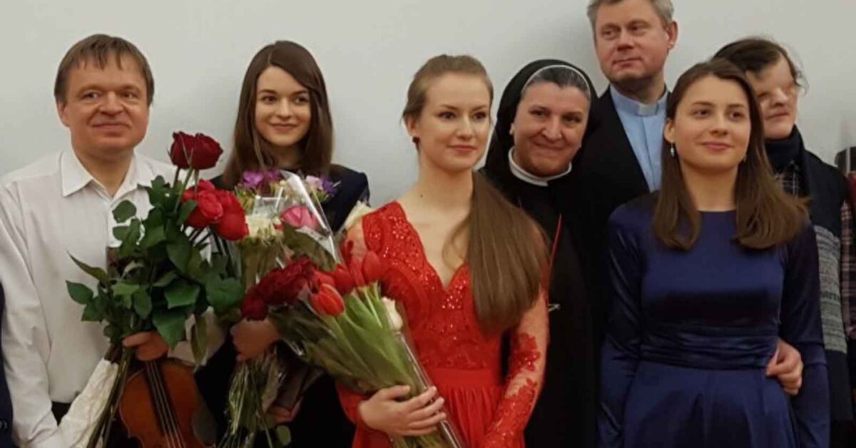 Zbigniew Lewicki: „Opieka hospicyjna to pomoc pełna prawdziwej troski o drugiego człowieka”