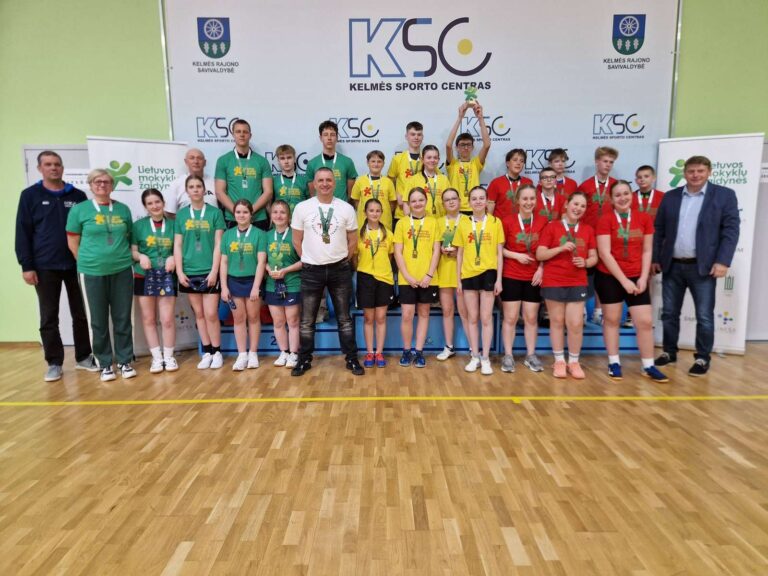 Tenisiści stołowi z Gimnazjum w Mickunach znów najlepsi w kraju.