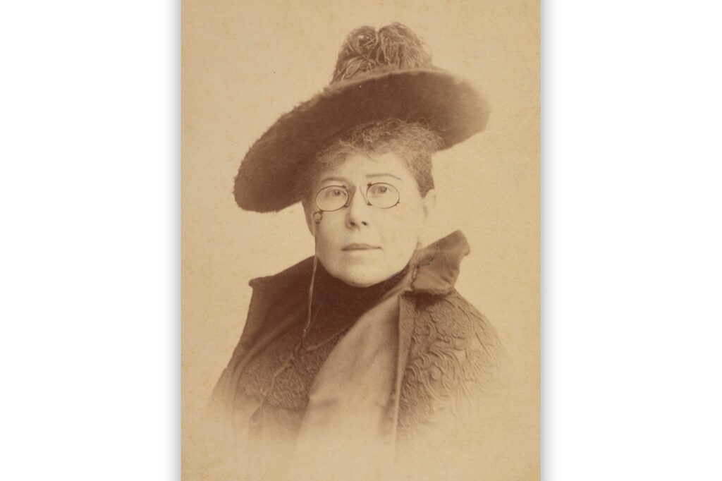 Portret fotograficzny Marii Konopnickiej, ok. 1897 r.