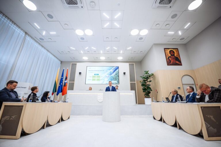 Mer rejonu wileńskiego Robert Duchniewicz przedstawił sprawozdanie z działalności za rok 2025.
