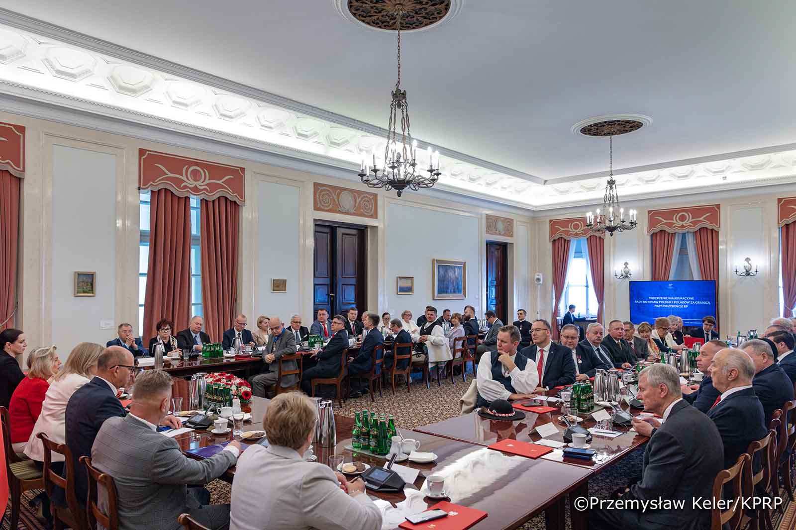 Prezydent Polski powołał Radę ds. Polonii i Polaków za Granicą.