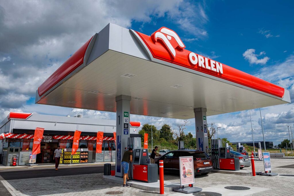 Stacja paliwowa Orlen.