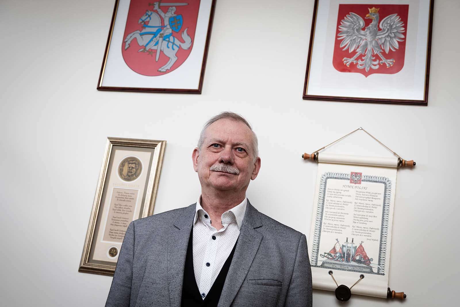 Dyrektor polsko-litewskiego gimnazjum w Niemieżu Zbigniew Maciejewski.