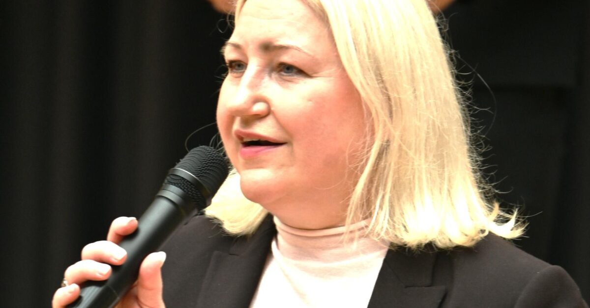 Uroczysta akademia z okazji święta Konstytucji 3 maja w polskiej szkole w Rydze