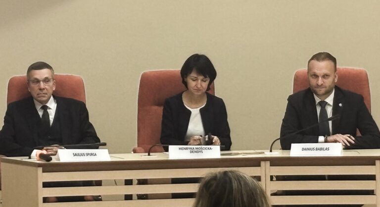Konferencja została zorganizowana z okazji Dnia Wspólnot Narodowych Litwy, który przypada 21 maja.