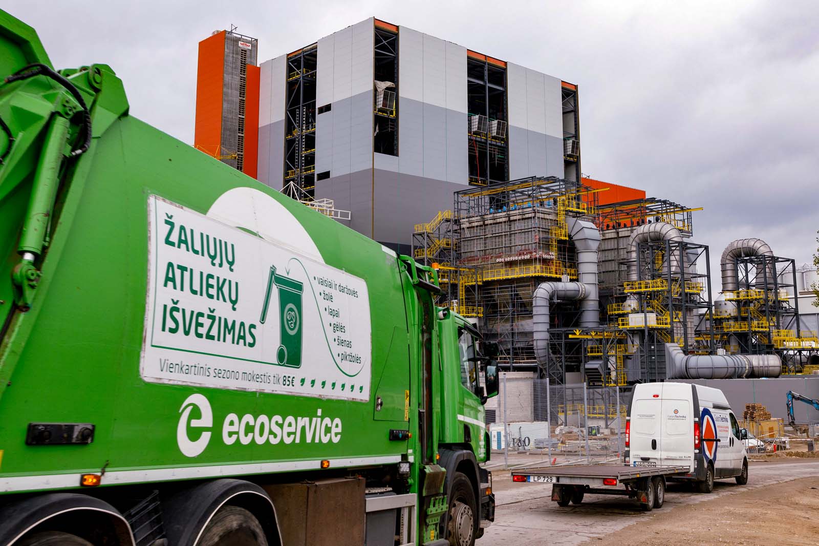 Samochód Ecoservice.