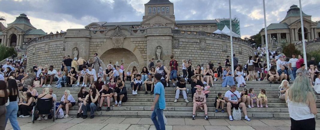rep-zagle-2026-08-20-2-PORTAL W dniach 14-16 sierpnia Szczecin żył swoim żeglarskim świętem. To wydarzenie, które z roku na rok przyciąga setki tysięcy mieszkańców i turystów z Polski oraz zagranicy.