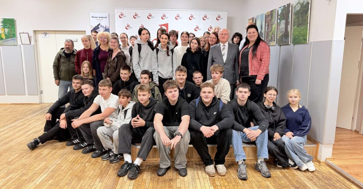 Wystawa prac młodych artystów w Centrum Kultury w Rudominie