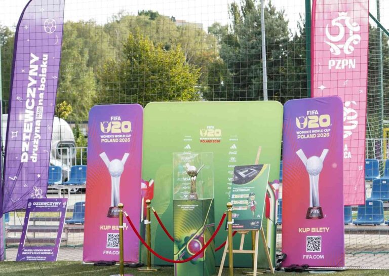 Takie trofeum czeka na zwyciężczynie mundialu rozgrywanego w Polsce.