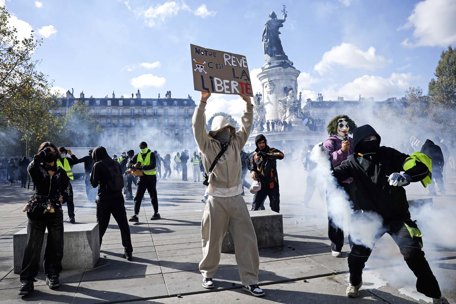 WYDA-protesty-2026-10-27 Protesty we Francji.