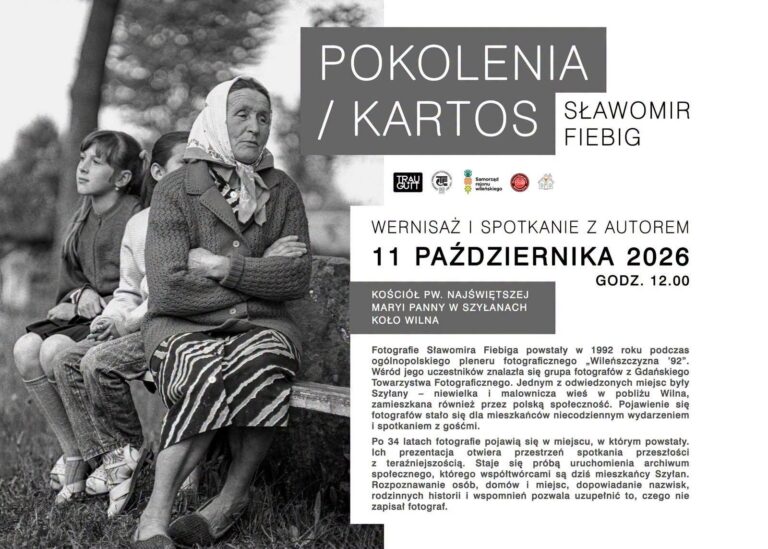 Afisz wystawy fotograficznej POKOLENIA/KARTOS autorstwa Sławomira Fiebiga.